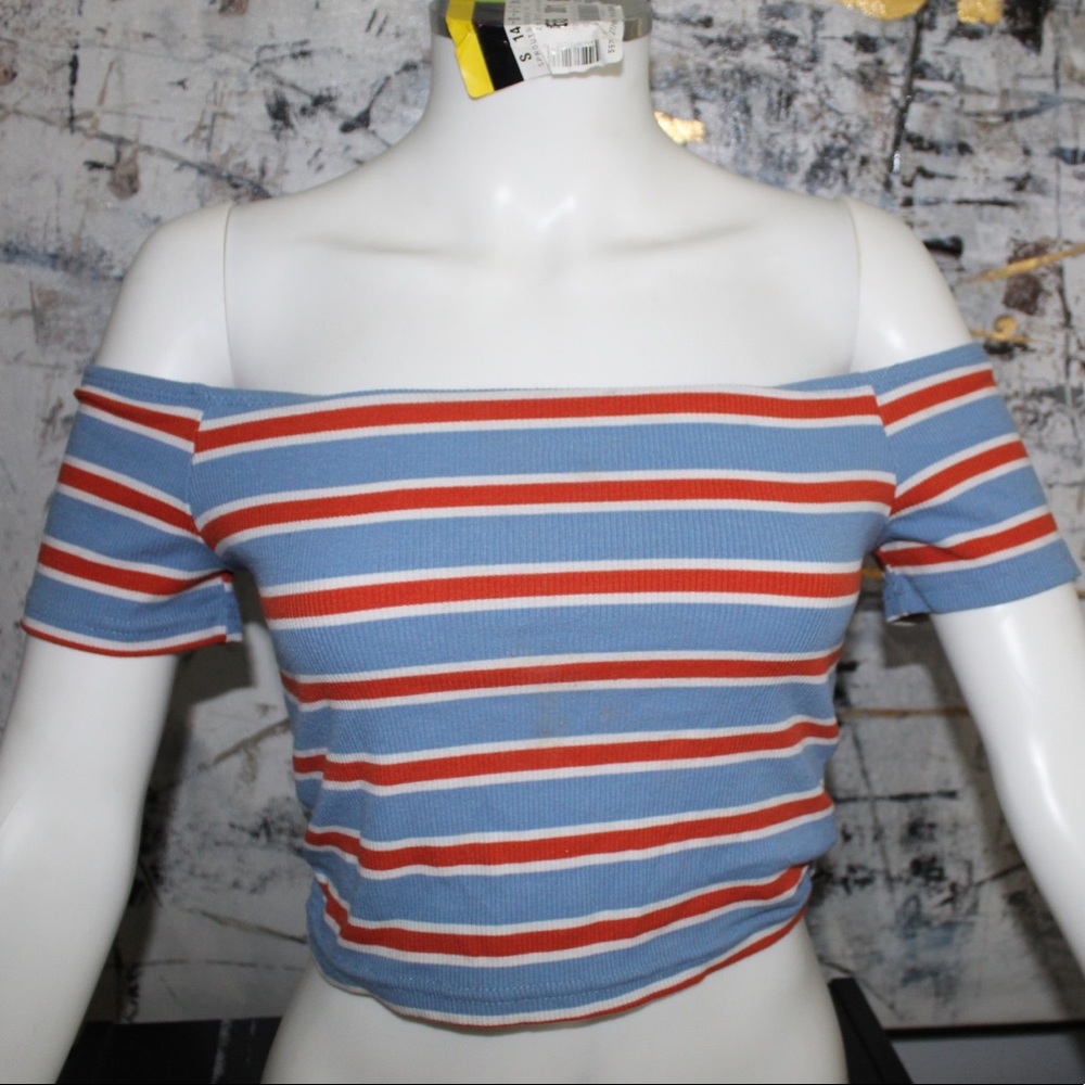 off the shoulder crop top